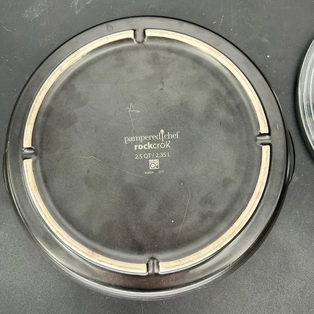 Pampered Chef Rock Crock‎ 2.5qt Everyday Pan With Glass Lid